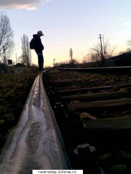fotofrafia digitala wait the train