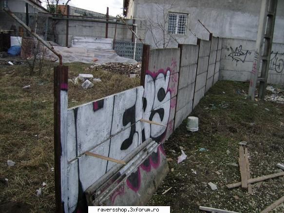 graffiti hai da`o **** mea... :-j