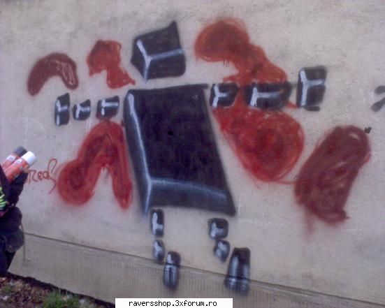 graffiti uite graff facut mine shi suntem pic cam toy dar...ne invatam suntem mai buni hartie decat
