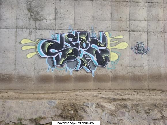 graffiti seog <--