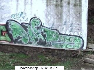 graffiti acuma urmeaza prod finalchiar daca loc one one c`est vie