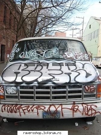 graffiti wtf&nbsp; &nbsp; parere astia din alta tara akuma despre noi?