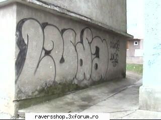 graffiti schit perete.... &nbsp; long asa trebui incepeti forma manabani putini.... inveti pune