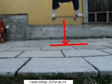 sal ani 1/2 pot aterizez piciorul din fata placa cand fac kickflip .cn poate ajuta? poze niste