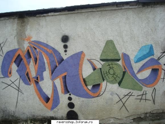 graffiti violet