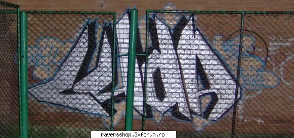 graffiti dediktie speciala paula seling (ploua infernal, noi desenam, printre blocuri, luna lui mai)
