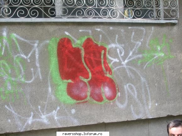 graffiti throw