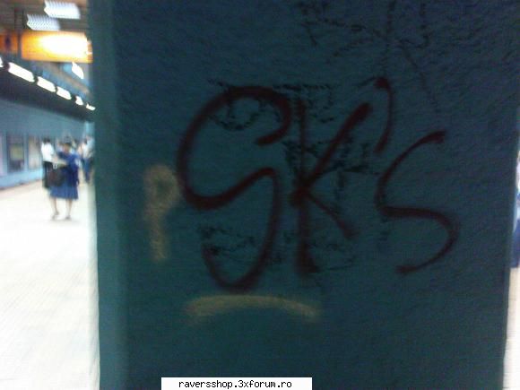 graffiti fuck crossers