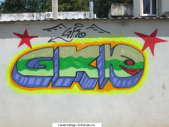 graffiti oleak oleak dar parca mai oleak decat oleak, asa mai bine oleak decat oleak.