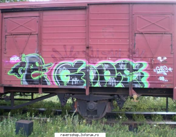graffiti hello: nesk