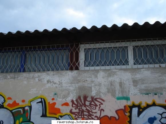 graffiti &nbsp; &nbsp; &nbsp;