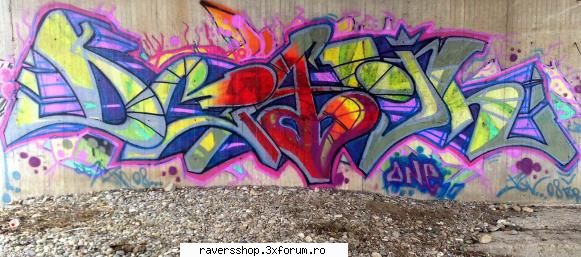 graffiti ultima anul asta ,am consumat toate canurile care mai aveam, facuta din resturi ...