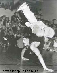 breakdance what about tot sport foarte periculos uneori dar kre'tzi aduce multe parere avetzi??
