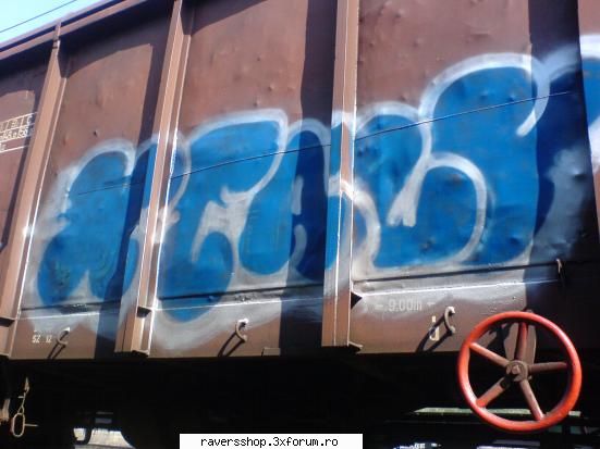 graffiti train bombin`