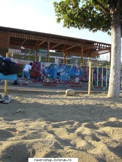 graffiti mai luda poze dsnl finale sunt fotolog cred mai are rost pun aici.( ...o pun cva nou knd