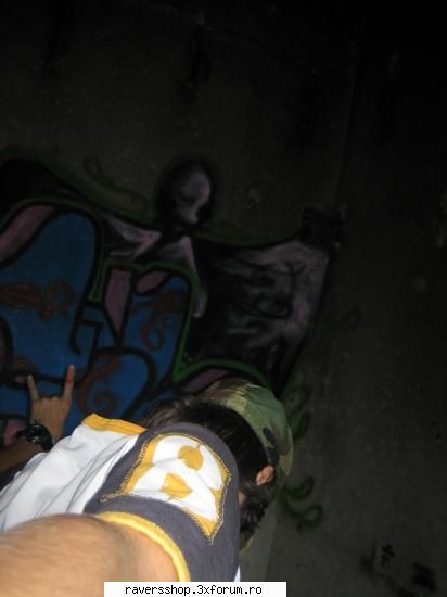 graffiti scriam tuburi culoare sunt...k noi sat gasesc montanici sau beltonele guleras ala kre