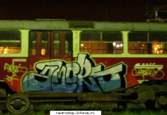 graffiti baietilor din frg fost mine..... &nbsp;