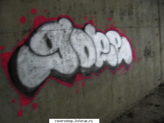 graffiti dak tot posteaza poze dau.. m'am gandit postez vreo poza vreo tentativa bomb mea.... asa