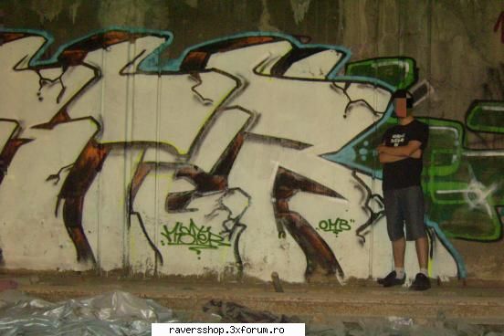 graffiti and yes .....size does matter