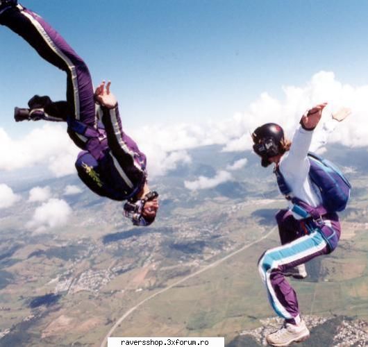 ola exista grup skydiveri?