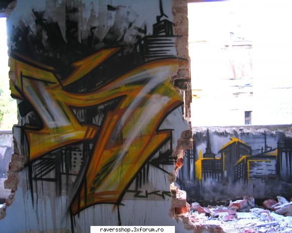 graffiti k... pun poza... nam mai pus ceva vreme.. are motiv omb lege asa... concursul iasi.. imi