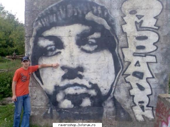 graffiti sper supere ....ca pus poza asta...e din poza...am gasito hi5.....