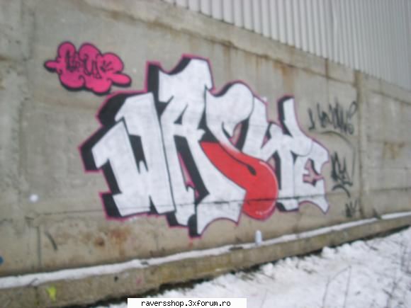 graffiti ....acu soare..acu e..am ramas fara crom d`aia rosu&nbsp;