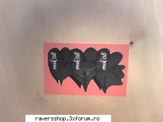 sticker:) stikere si schite ...