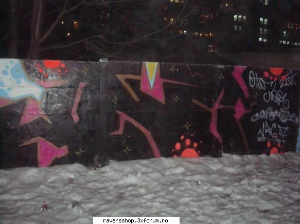 graffiti asta curtea frig ploaie jpreiuri