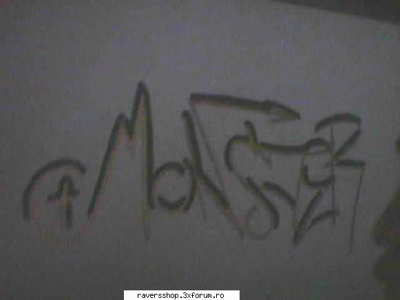monster (facut la webcam tampit) concurs de taguri